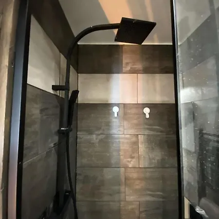 דירה Rioulet 1 - Tres Beau Avec Mezzanine Et Balcon Proche Du Centre De Mae-1124 בארג'ס